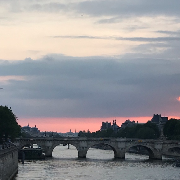 Meet your Posher, Olivia - Picture 1 of 1